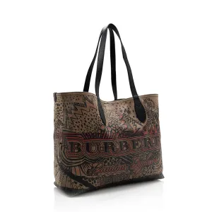 Burberry Mega Check Doodle Medium Tote (SHF-18394)