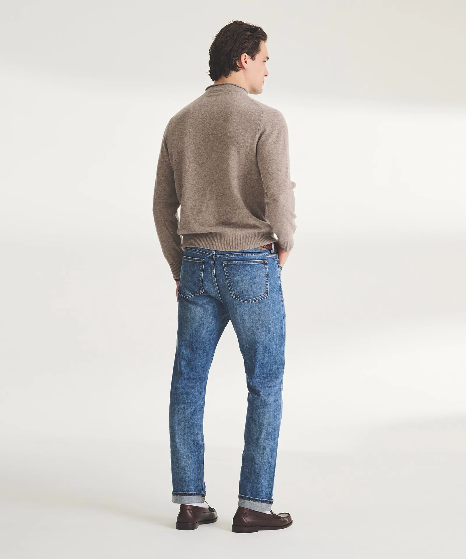 Lightweight Cashmere Rollneck