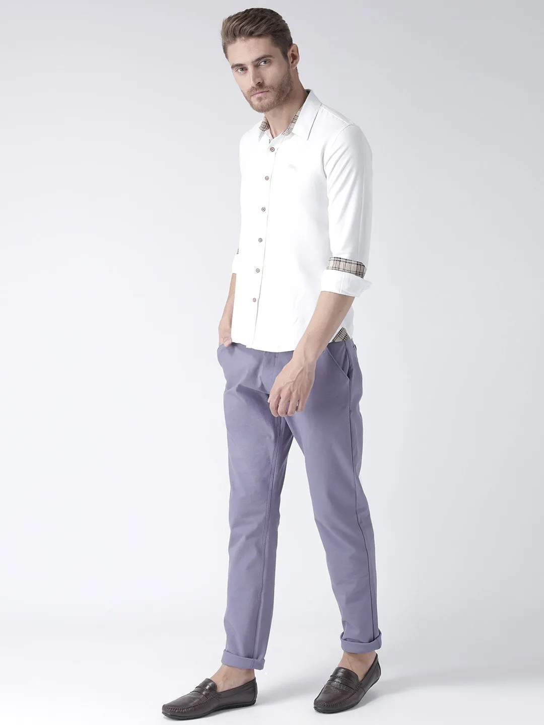 Men Lavender Slim Fit Solid Chinos