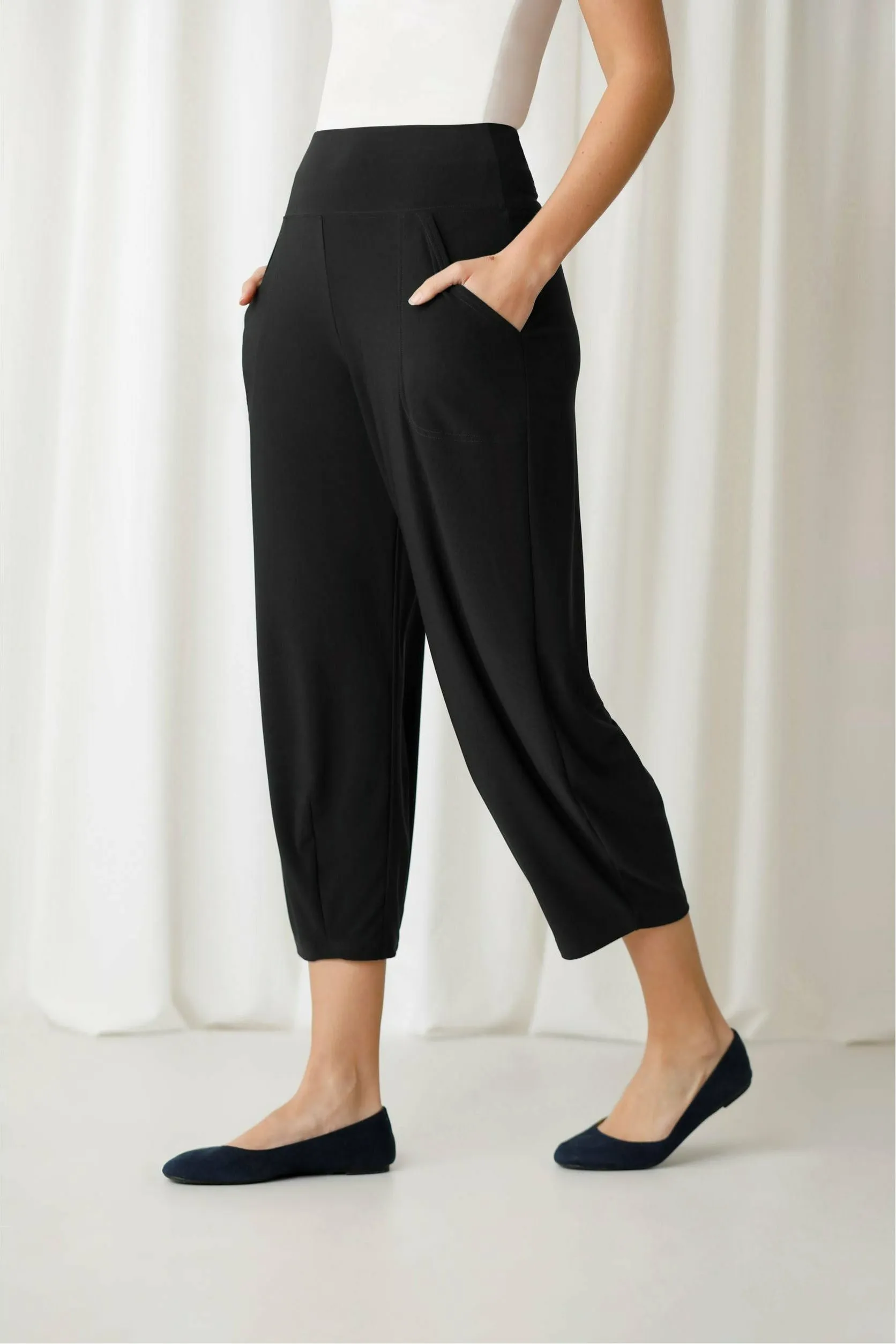 Sympli Narrow Lantern Pant - Style 27237